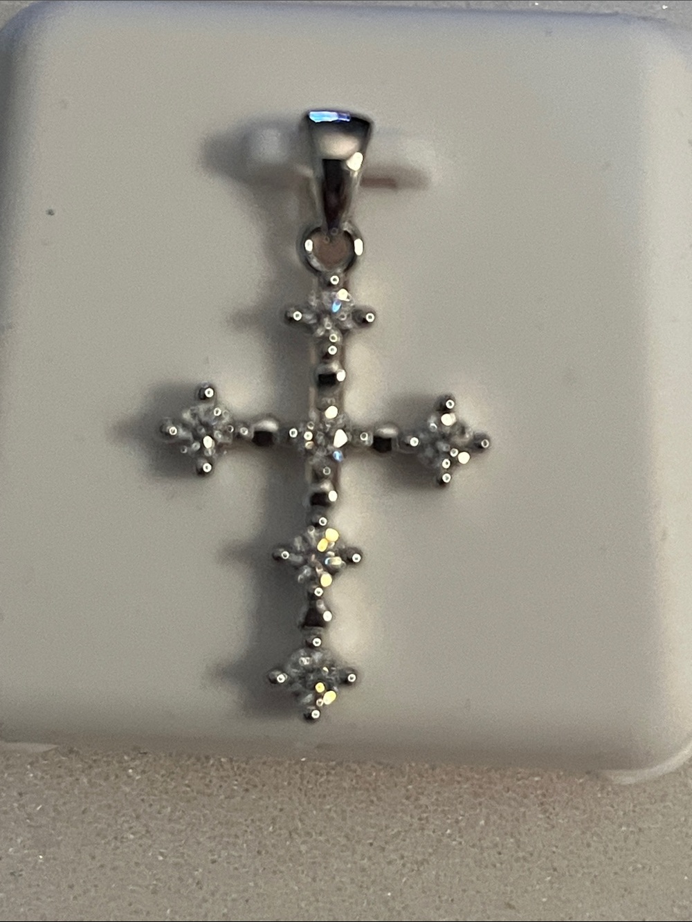 #215 925 Sterling Silver Cross Pendant Moissanite